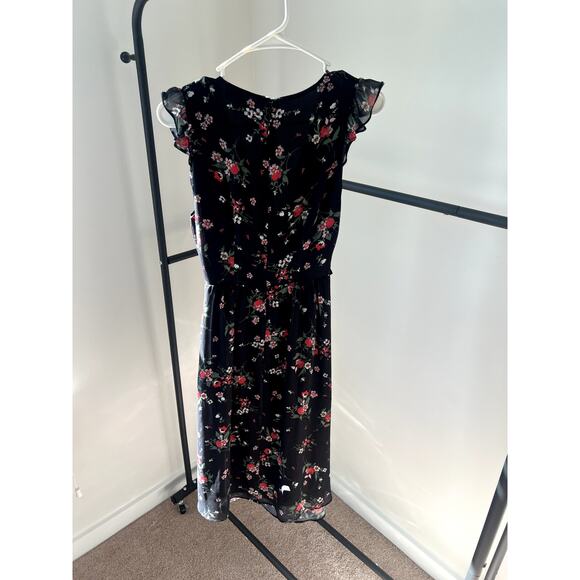 Small Lenon Floral Flutter Sleeve Dress NWT - Picture 12 of 16